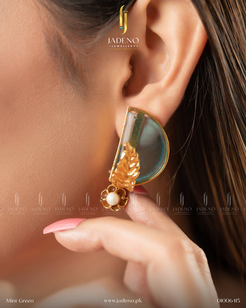 Buy Gold Plated 88 Stones Studs Online in Pakistan | Jadeno.pk